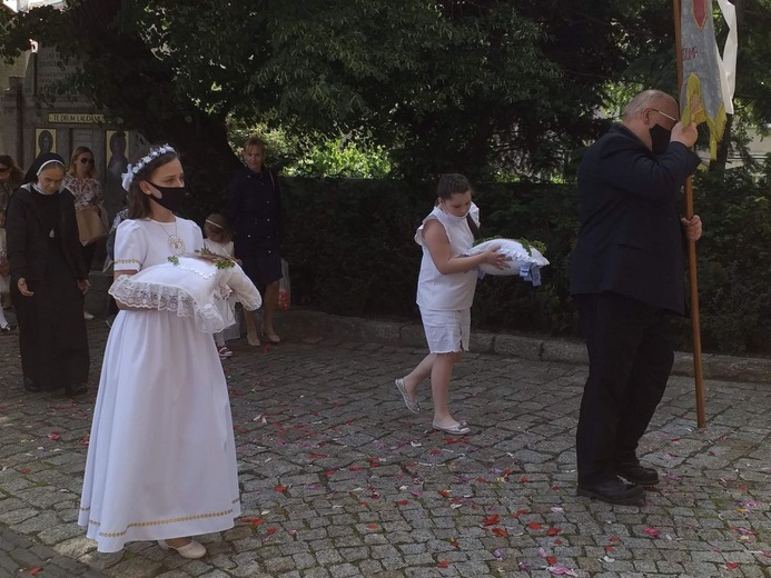Strzegom. Parafia pw. Świętych Apostołów Piotra i Pawła