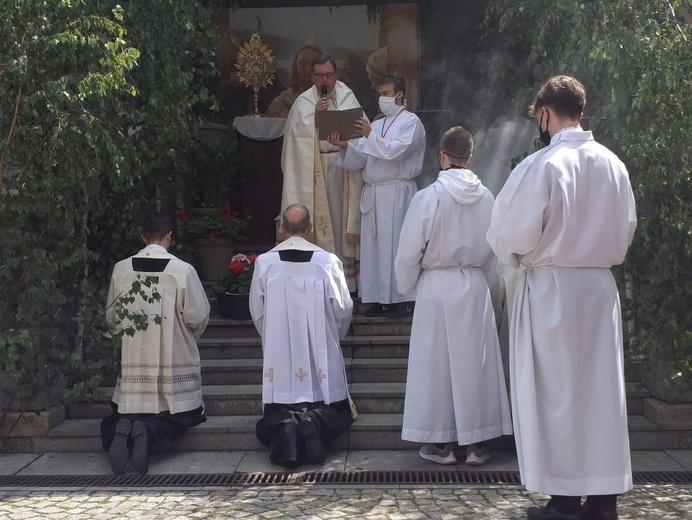 Strzegom. Parafia pw. Świętych Apostołów Piotra i Pawła