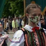 Procesja Bożego Ciała w opoczyńskiej parafii św. Bartłomieja