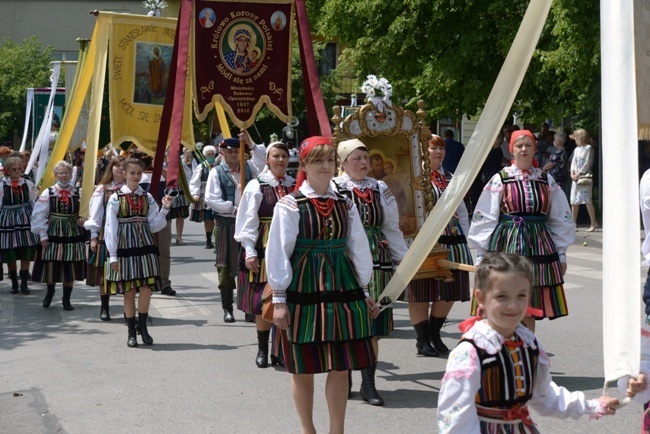 Procesja Bożego Ciała w opoczyńskiej parafii św. Bartłomieja