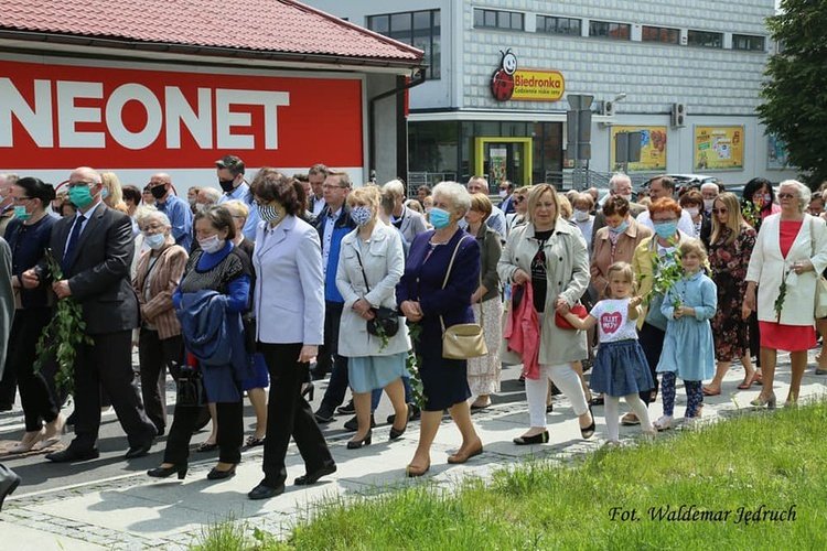 Strzegom. Parafia pw. Zbawiciela Świata i MB Szkaplerznej