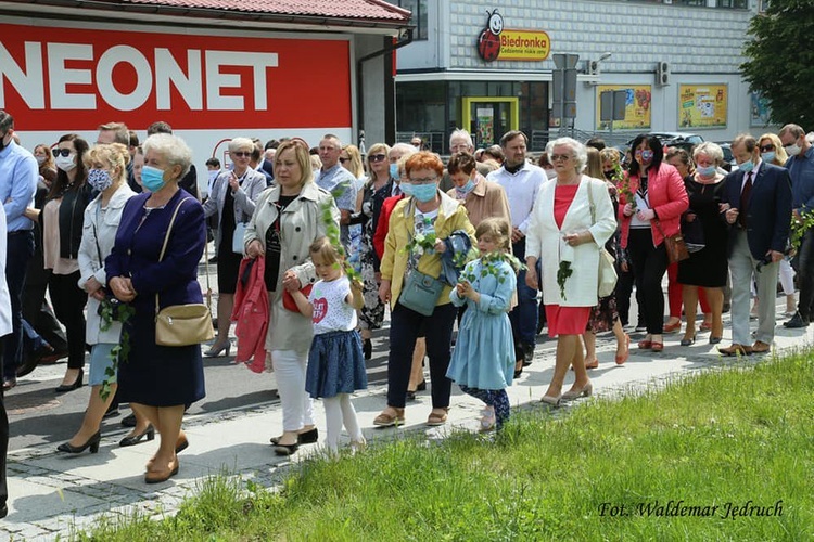 Strzegom. Parafia pw. Zbawiciela Świata i MB Szkaplerznej