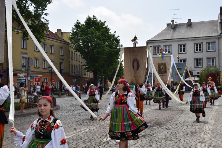 Boże Ciało w Łowiczu - procesja