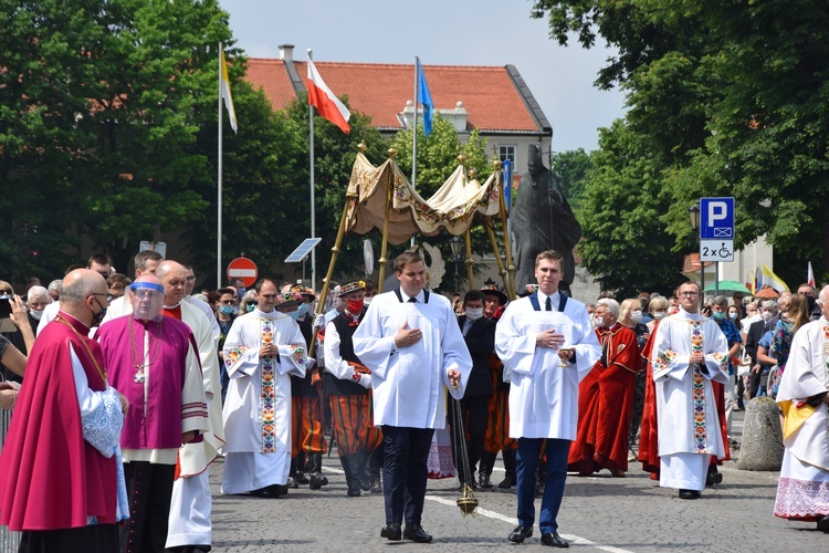 Boże Ciało w Łowiczu - procesja