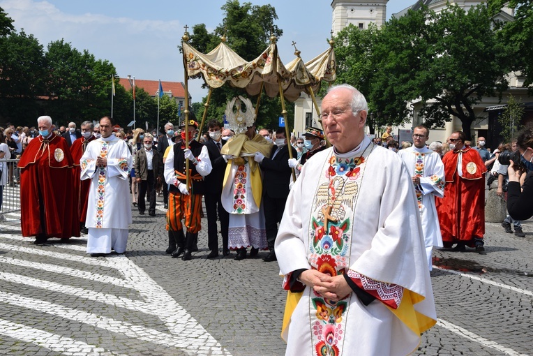 Boże Ciało w Łowiczu - procesja