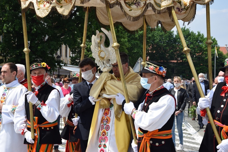 Boże Ciało w Łowiczu - procesja