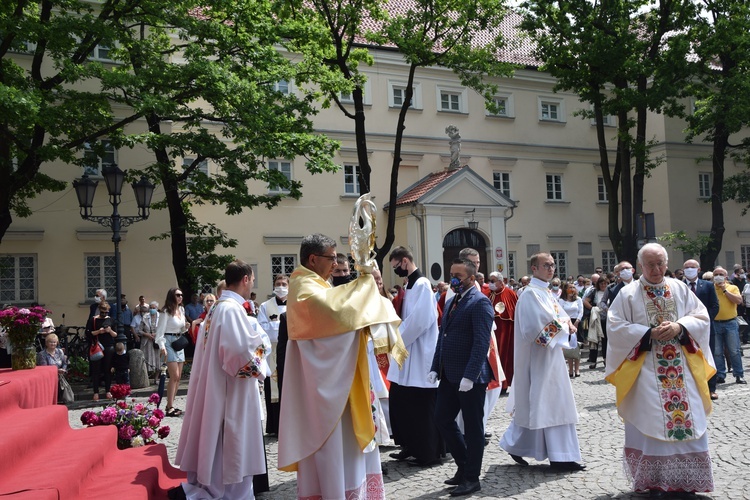 Boże Ciało w Łowiczu - procesja