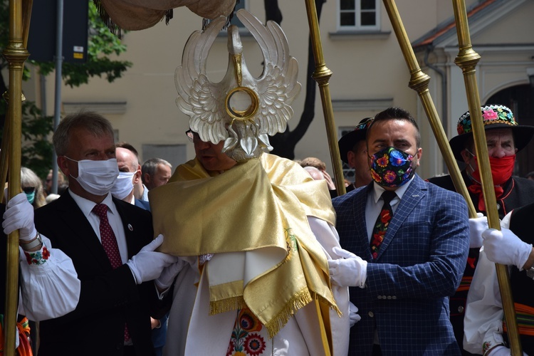 Boże Ciało w Łowiczu - procesja