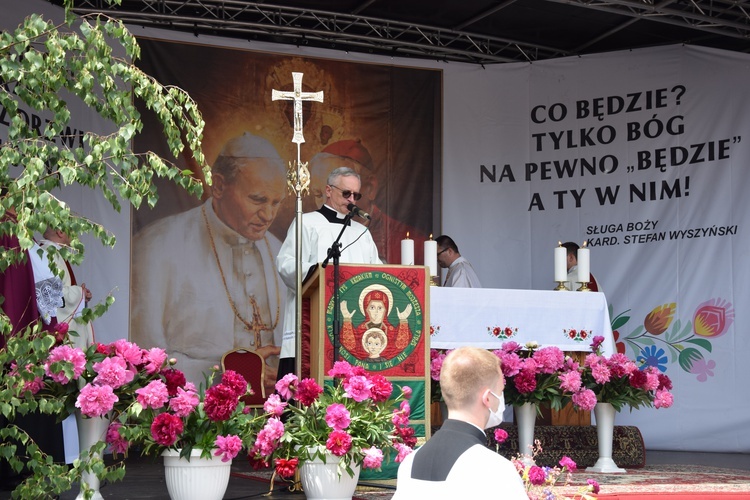 Boże Ciało w Łowiczu - procesja