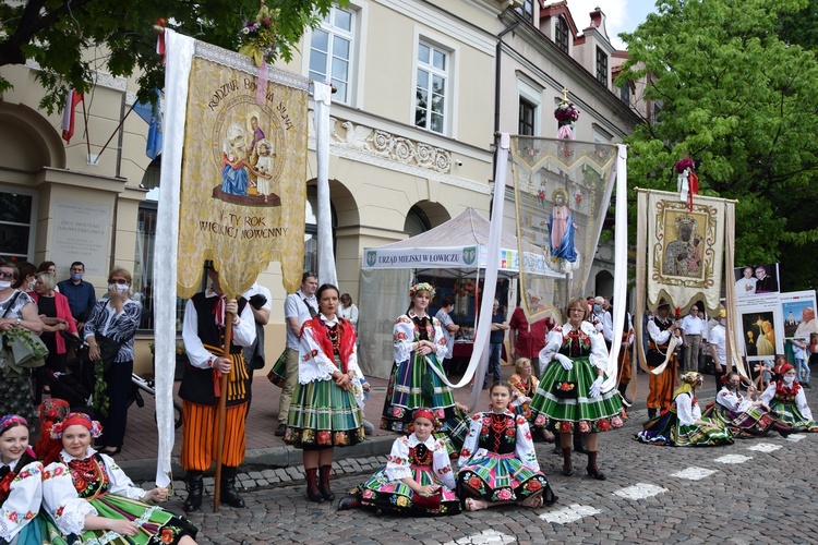 Boże Ciało w Łowiczu - procesja