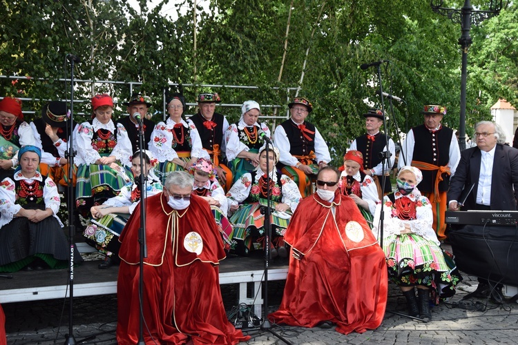 Boże Ciało w Łowiczu - procesja