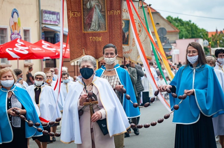 Bielawa. Parafia pw. Wniebowzięcia NMP