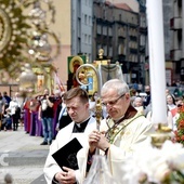 Boże Ciało z trzema biskupami w Świdnicy