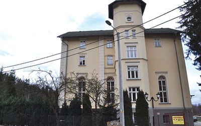 ◄	Sanatorium „Skowronek” będzie czekać na kuracjuszy od 5 lipca.