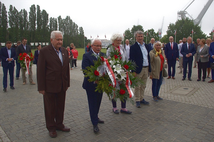 Otwarcie papieskiej wystawy na Westerplatte