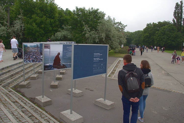 Otwarcie papieskiej wystawy na Westerplatte