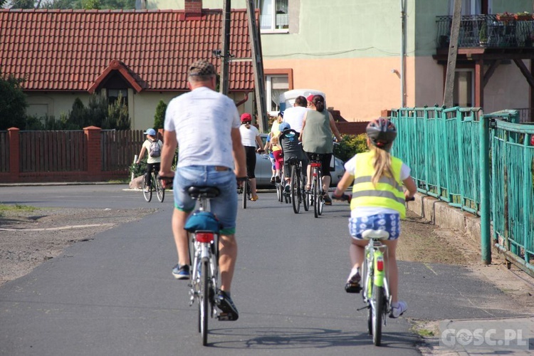 Parafialna pielgrzymka z Białołęki do Grodowca