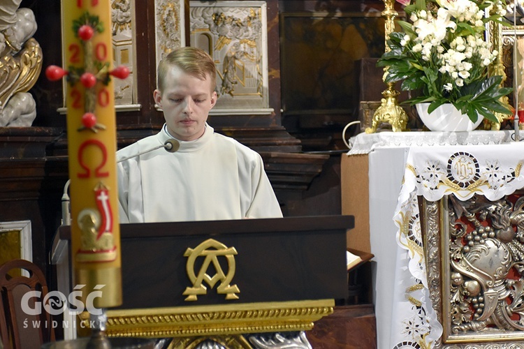 Promocja nowych lektorów i ceremoniarzy w diecezji świdnickiej