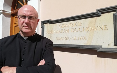 Ks. Wojciech Langowski, ojciec duchowny GSD prosi o modlitwę w intencji przyszłych diakonów.