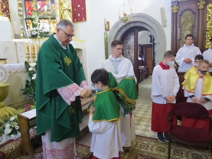 25 ministrantów u Matki Boskiej Bolesnej