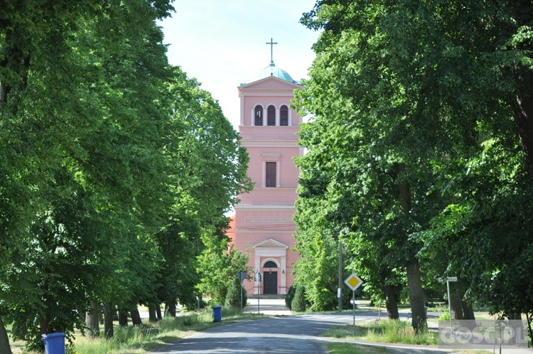 Odwiedzamy kościół w Trzebiechowie