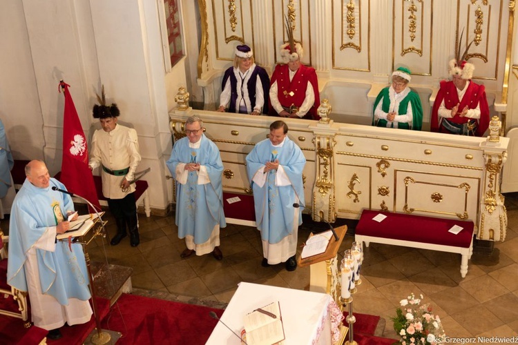 Msza św. odpustowa z udziałem apostolstwa trzeźwości w Rokitnie