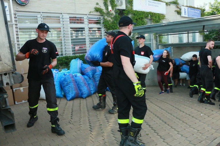 Strażacka pomoc dla hospicjum