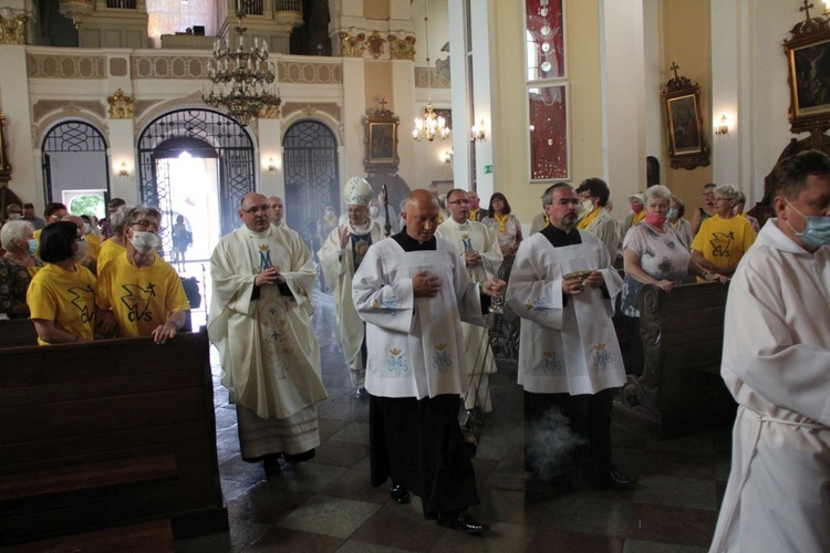 Pielgrzymka chorych i cierpiących oraz służby zdrowia do Rokitna