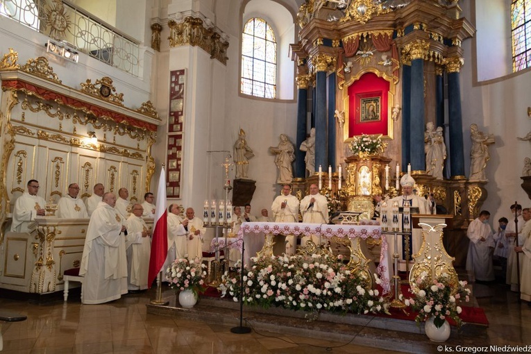 Pielgrzymka chorych i cierpiących oraz służby zdrowia do Rokitna