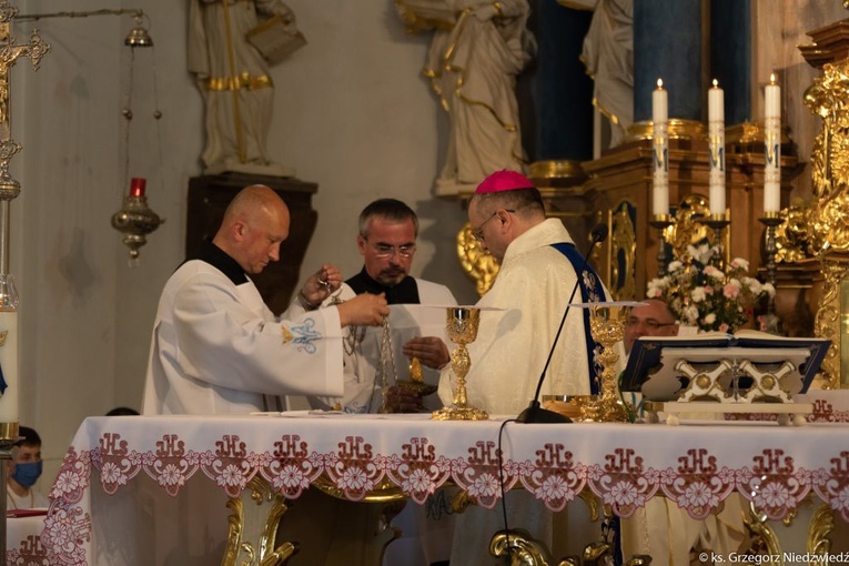 Pielgrzymka chorych i cierpiących oraz służby zdrowia do Rokitna