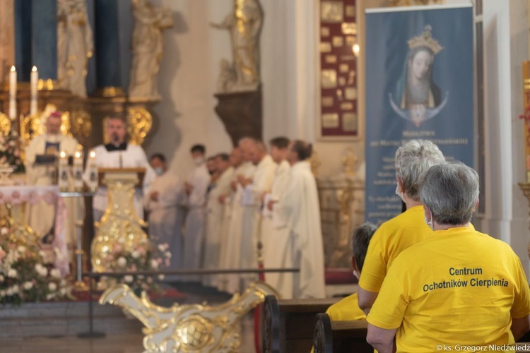 Pielgrzymka chorych i cierpiących oraz służby zdrowia do Rokitna