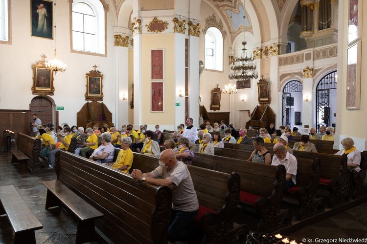 Pielgrzymka chorych i cierpiących oraz służby zdrowia do Rokitna