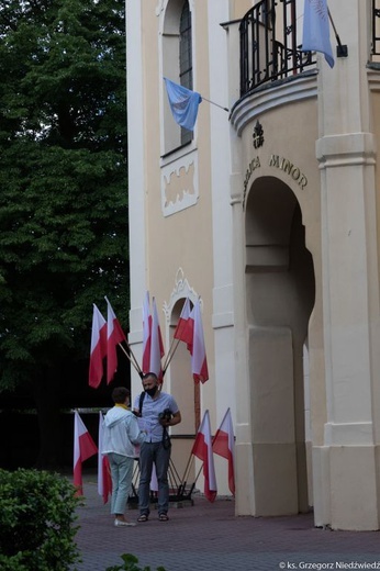 Pielgrzymka chorych i cierpiących oraz służby zdrowia do Rokitna