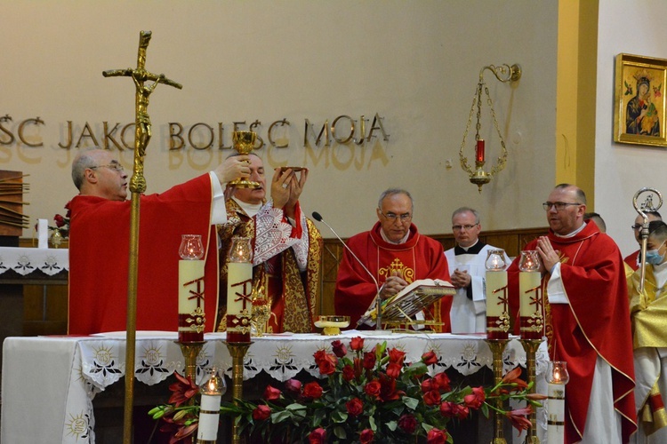 Bierzmowanie w sądeckiej Zawadzie