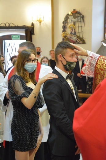 Bierzmowanie w sądeckiej Zawadzie