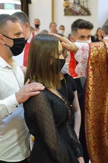 Bierzmowanie w sądeckiej Zawadzie