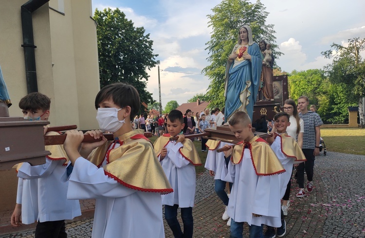 Borowa k. Mielca. Uczcili 100-lecie narodzin Jana Pawła II