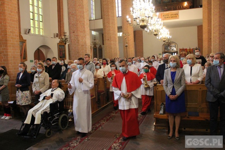 Parafia NSPJ w Żarach ma 40 lat