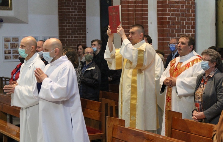 III Weekend Ewangelizacyjny we Wrocławiu "Ochrzczeni Ogniem" - piątek