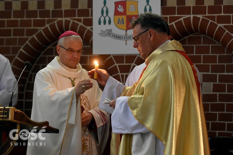 Msza św. odpustowa z poświęceniem ołtarza w Żarowie