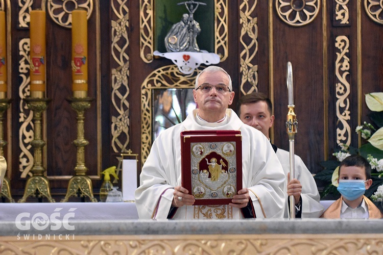 Msza św. odpustowa z poświęceniem ołtarza w Żarowie