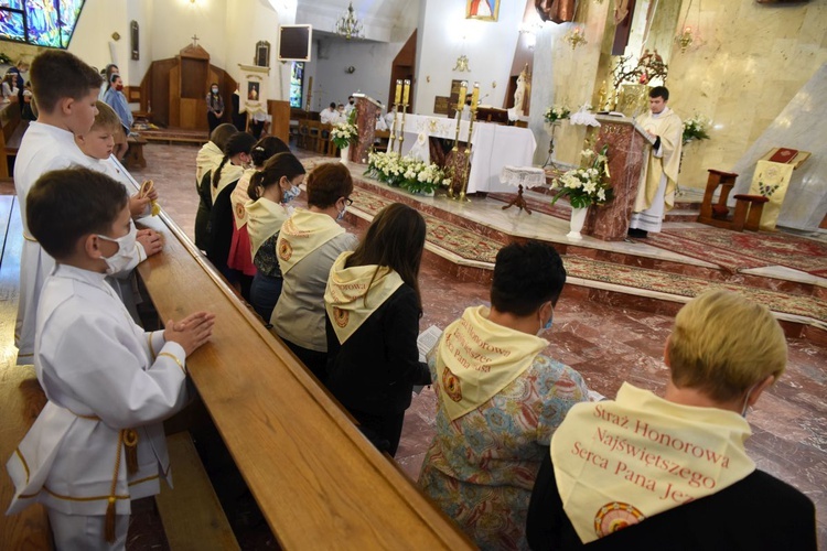 Straż Honorowa w Chomranicach