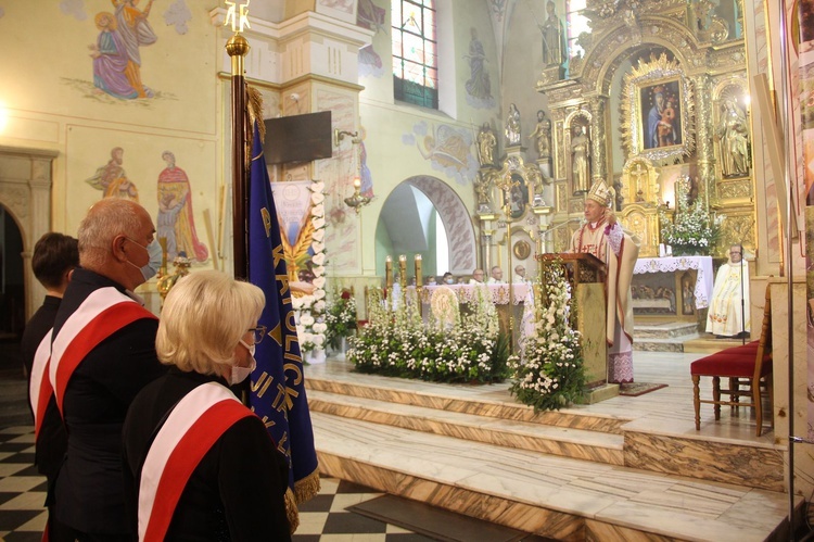 Łącko. 800-lecie parafii i 300. rocznica konsekracji kościoła