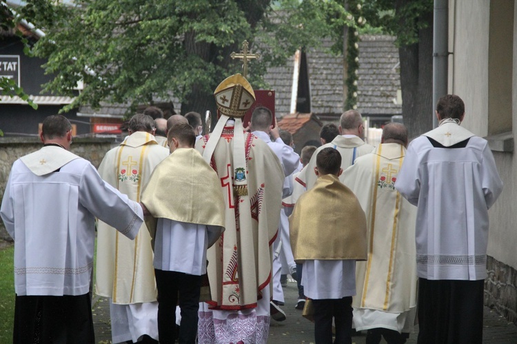 Łącko. 800-lecie parafii i 300. rocznica konsekracji kościoła