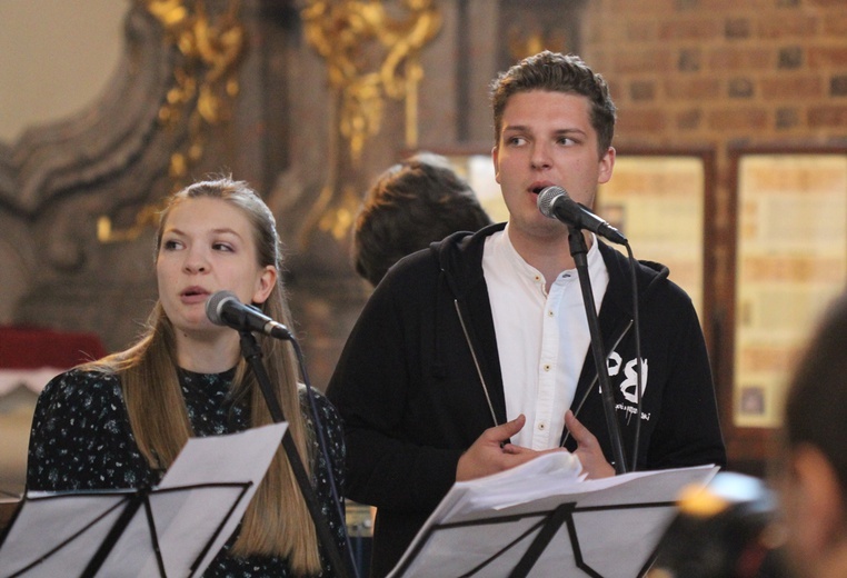 III Weekend Ewangelizacyjny we Wrocławiu "Ochrzczeni Ogniem" - niedziela