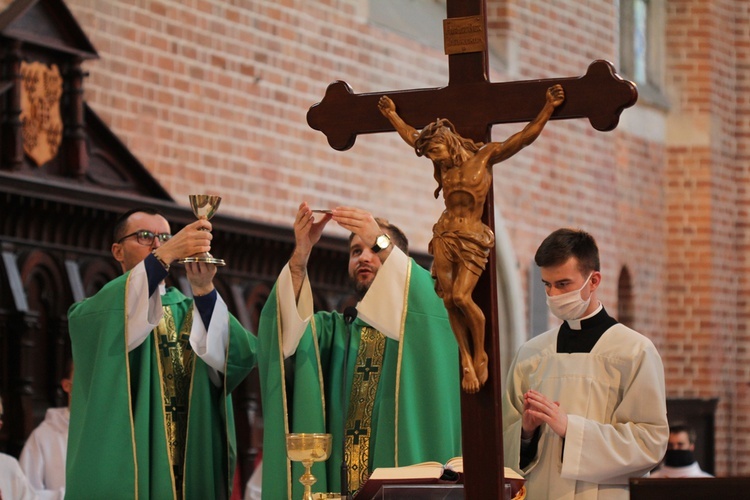 III Weekend Ewangelizacyjny we Wrocławiu "Ochrzczeni Ogniem" - niedziela