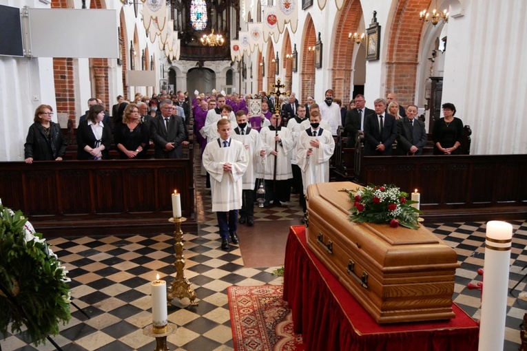 Pogrzeb śp. Mieczysława Adamczyka