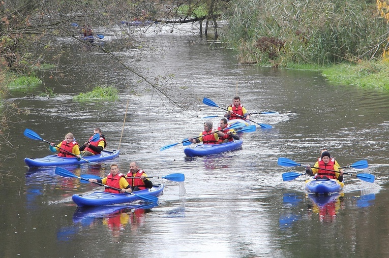 Wygraj spływ kajakowy dla 12 osób