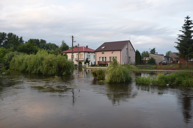 Podtopienia w Bobrownikach