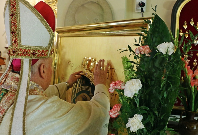 Koronacja obrazu Matki Bożej Nieustającej Pomocy w Bolesławcu